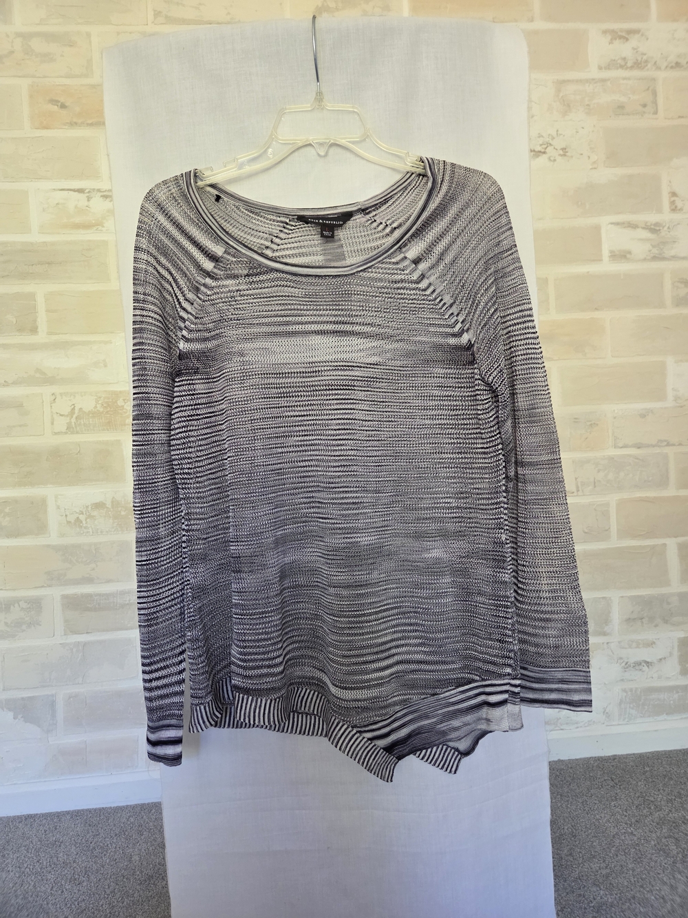 Rock & Republic Black and White Striped Long Sleeve Knit Top